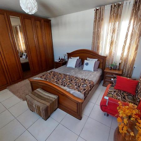 Yelena Vacation Apartment Eilat Bagian luar foto